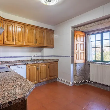 Casa Rectoral Apartamento Regueiro Apartment Tui